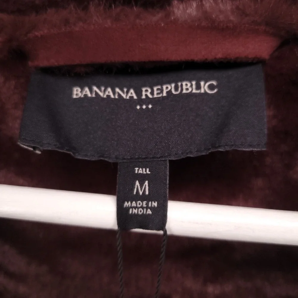 BANANA‎ Republic Factory Size MEDIUM TALL Bordeaux Faux Shearling Coat
